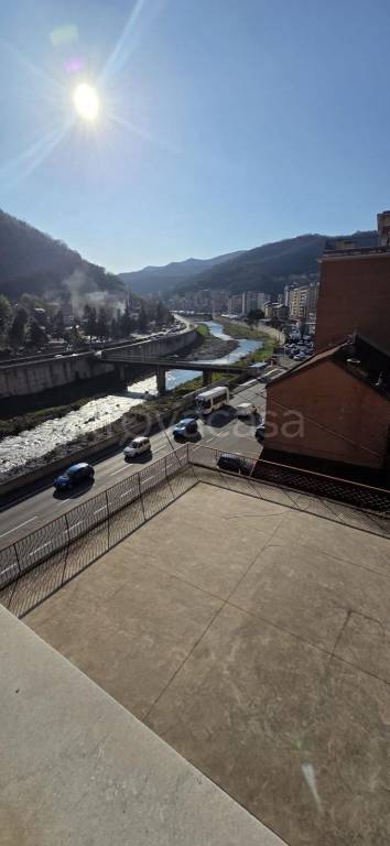 appartamento in vendita a Genova in zona Molassana