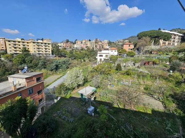 appartamento in vendita a Genova in zona Sestri Ponente