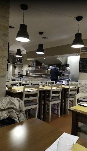 locale commerciale in vendita a Genova in zona Nervi