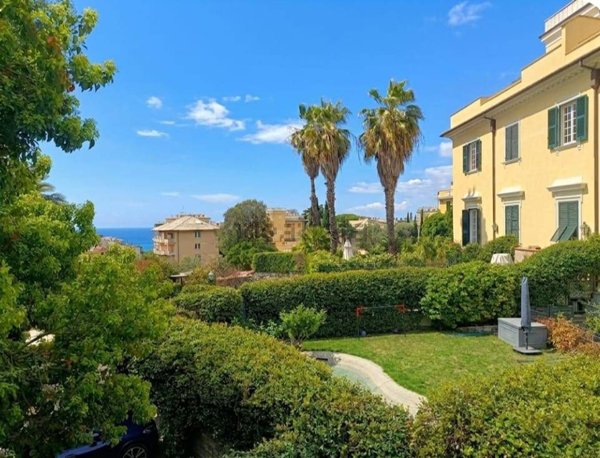 casa indipendente in vendita a Genova in zona Albaro