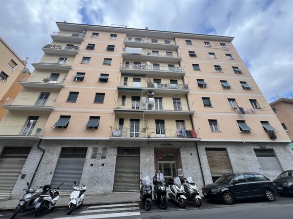 appartamento in vendita a Genova in zona Marassi