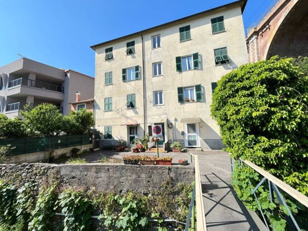 appartamento in vendita a Genova in zona Certosa