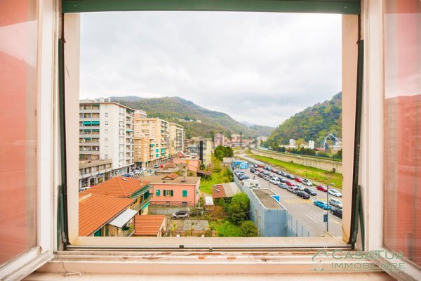 appartamento in vendita a Genova in zona Molassana