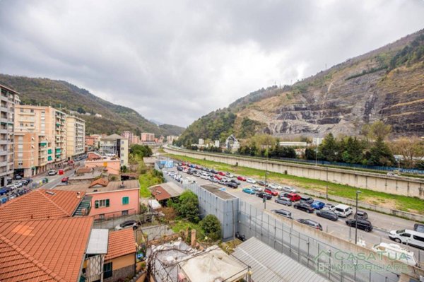 appartamento in vendita a Genova in zona Molassana