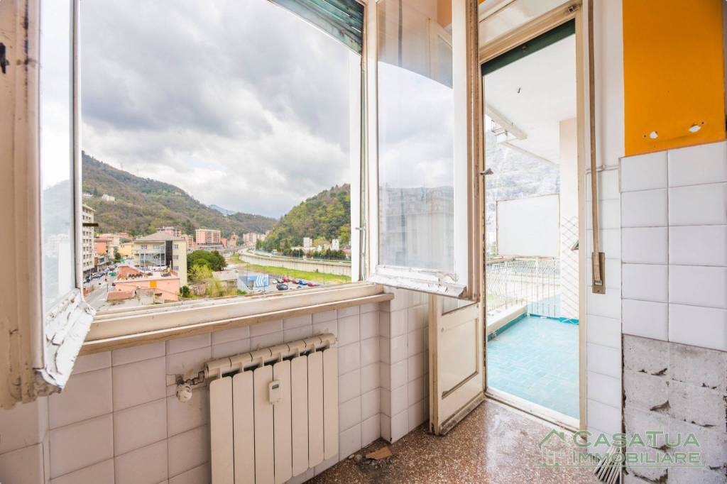 appartamento in vendita a Genova in zona Molassana
