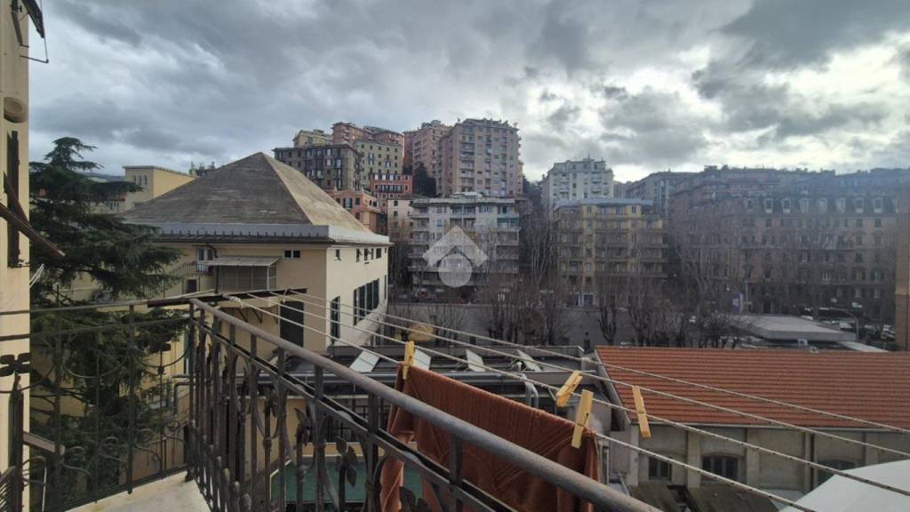 appartamento in vendita a Genova in zona Marassi