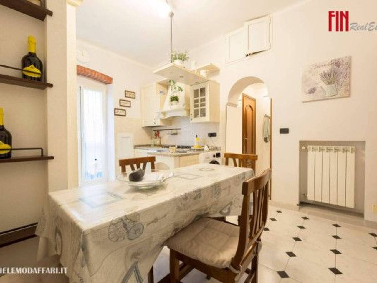 appartamento in vendita a Genova in zona Sturla