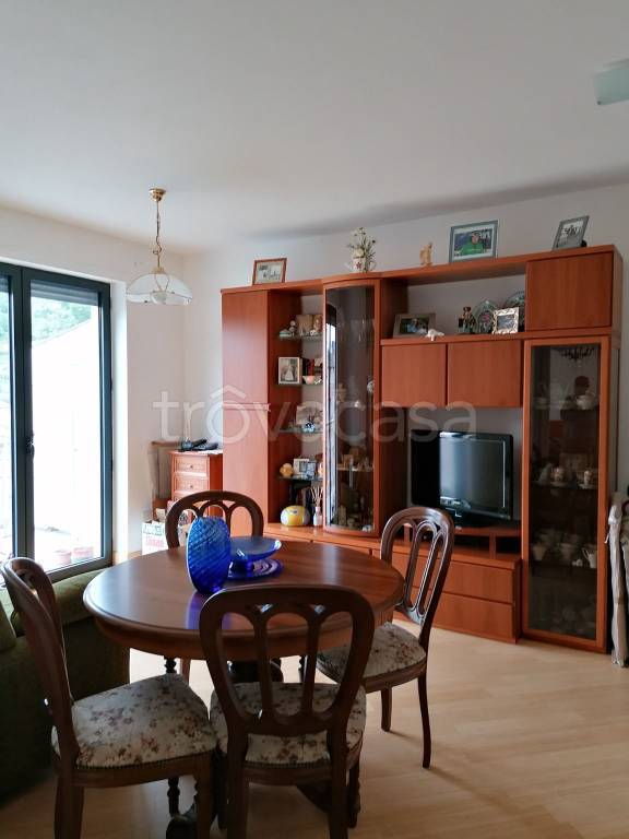 appartamento in vendita a Genova in zona Molassana
