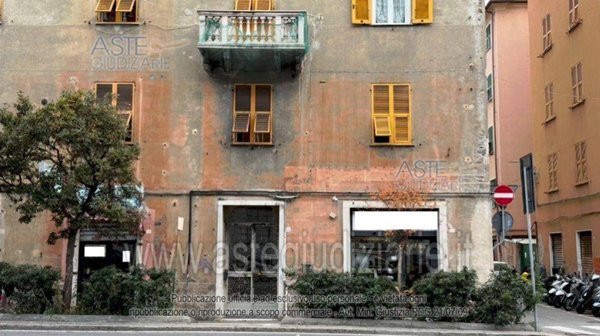 appartamento in vendita a Genova in zona Sestri Ponente