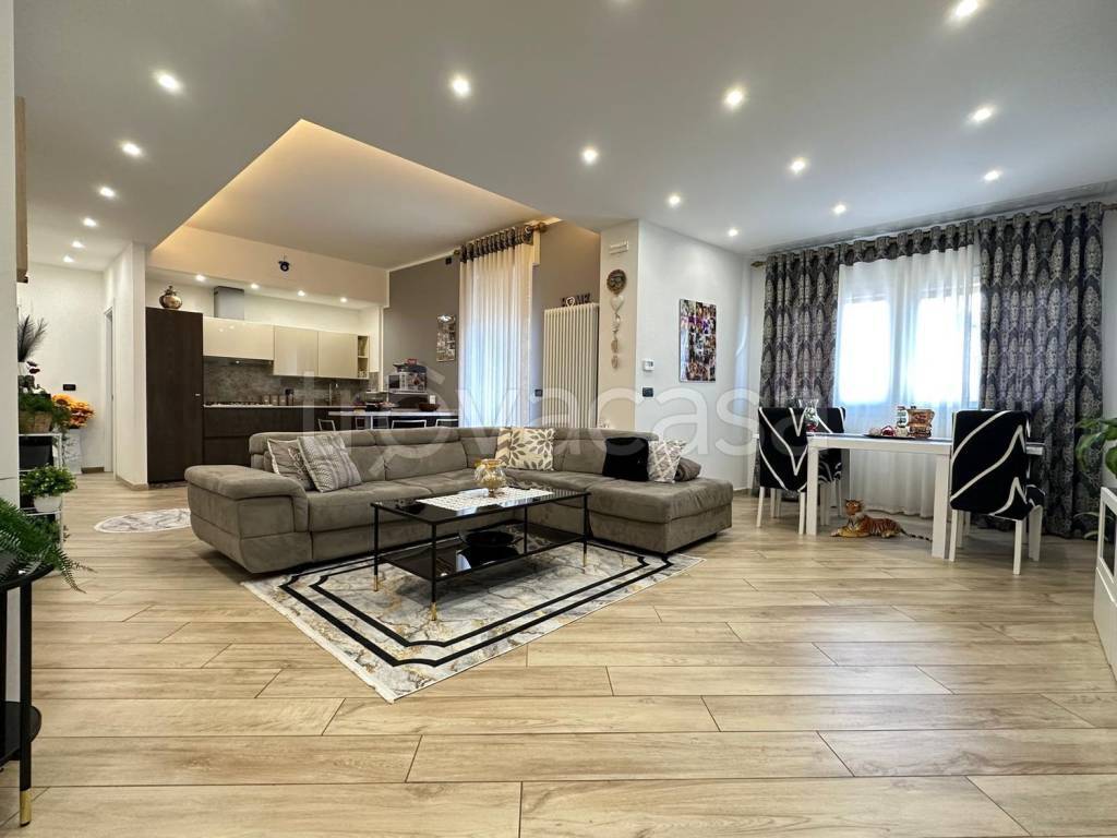 appartamento in vendita a Genova in zona Marassi