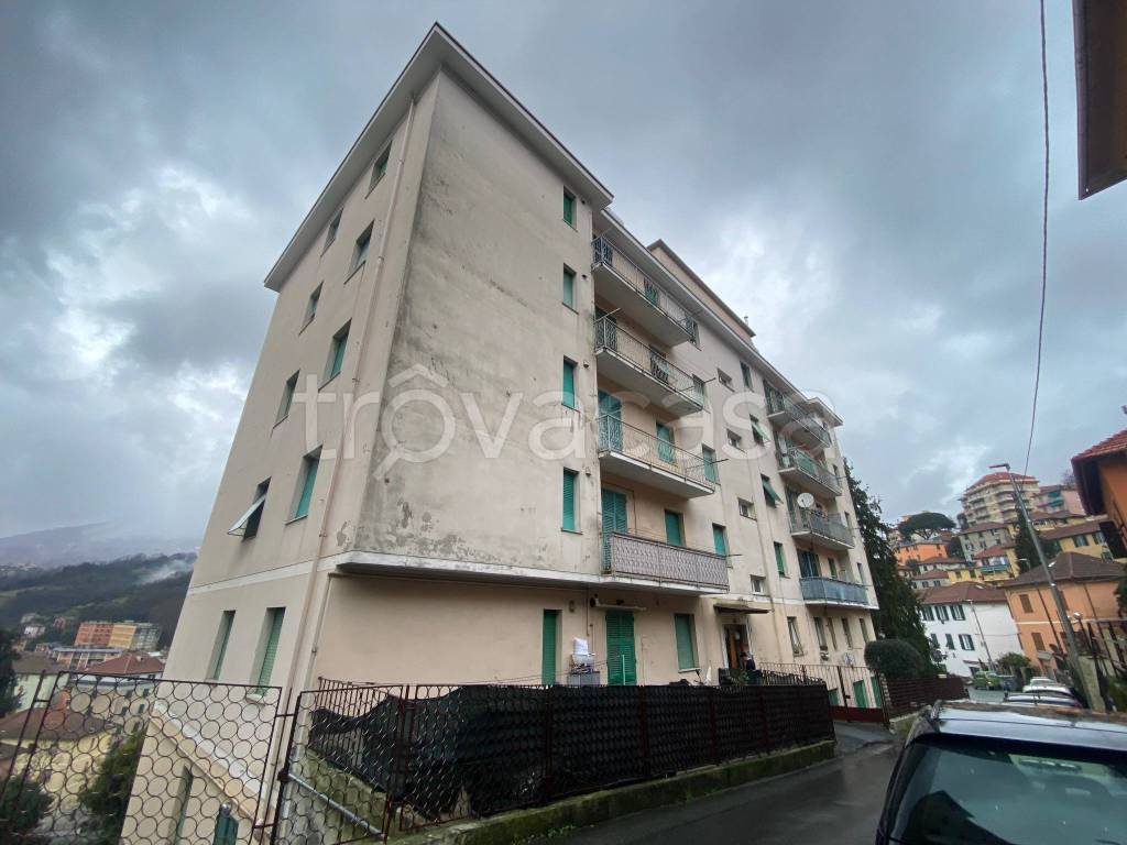 appartamento in vendita a Genova in zona Pontedecimo