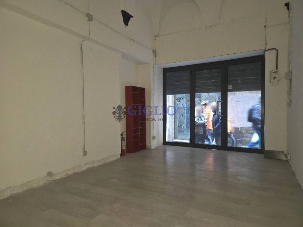 negozio in vendita a Genova in zona Sottoripa / Maddalena / Molo