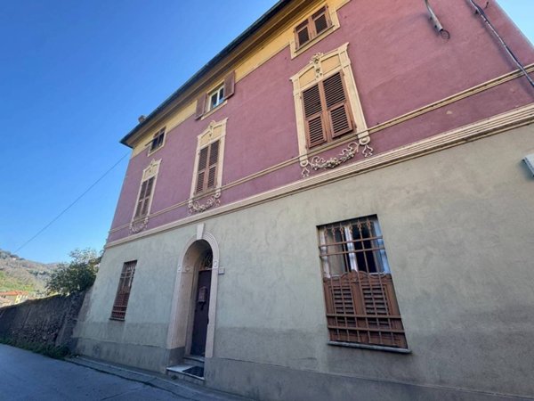 casa indipendente in vendita a Genova in zona Acquasanta