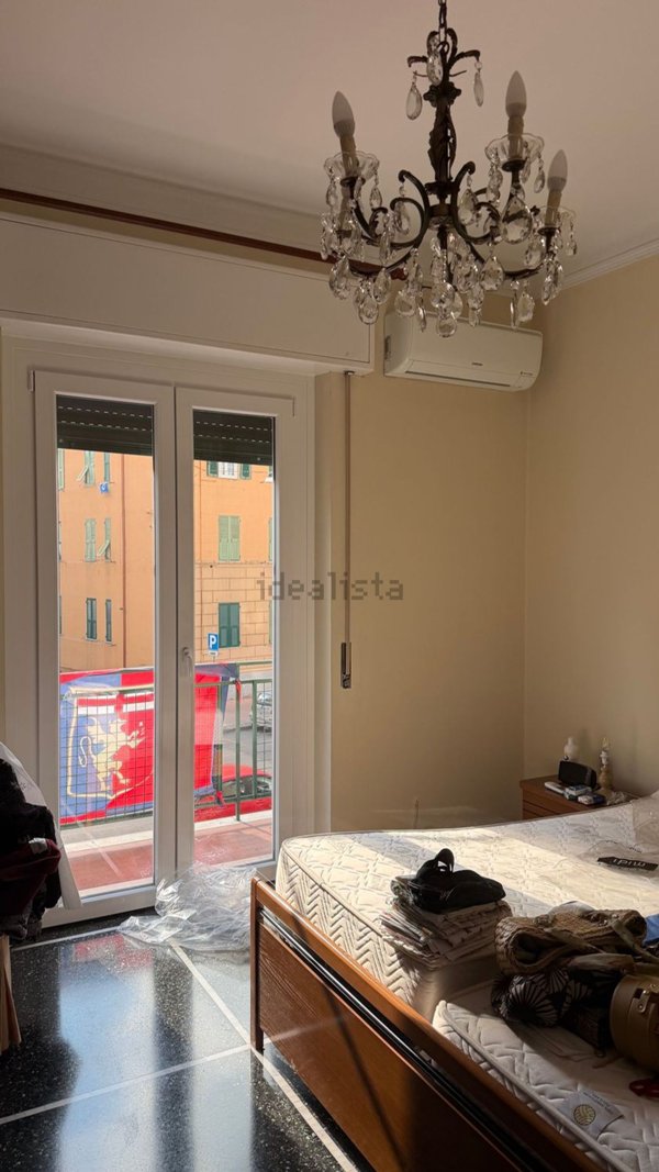 appartamento in vendita a Genova in zona Staglieno