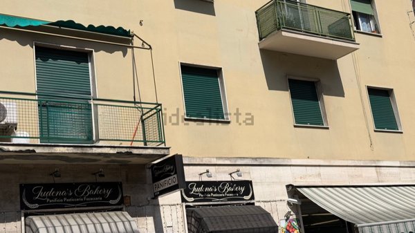 appartamento in vendita a Genova in zona Staglieno