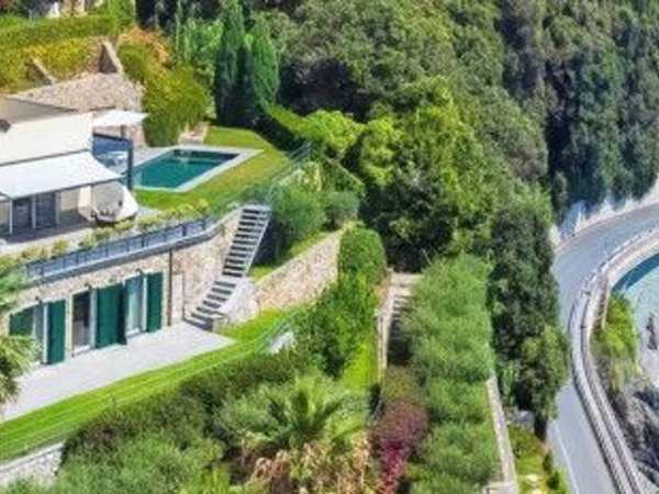 casa indipendente in vendita a Genova in zona Crevari