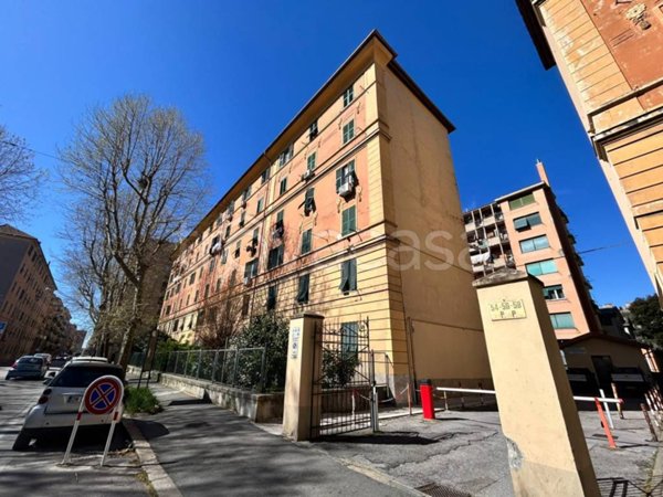 appartamento in vendita a Genova in zona Sampierdarena
