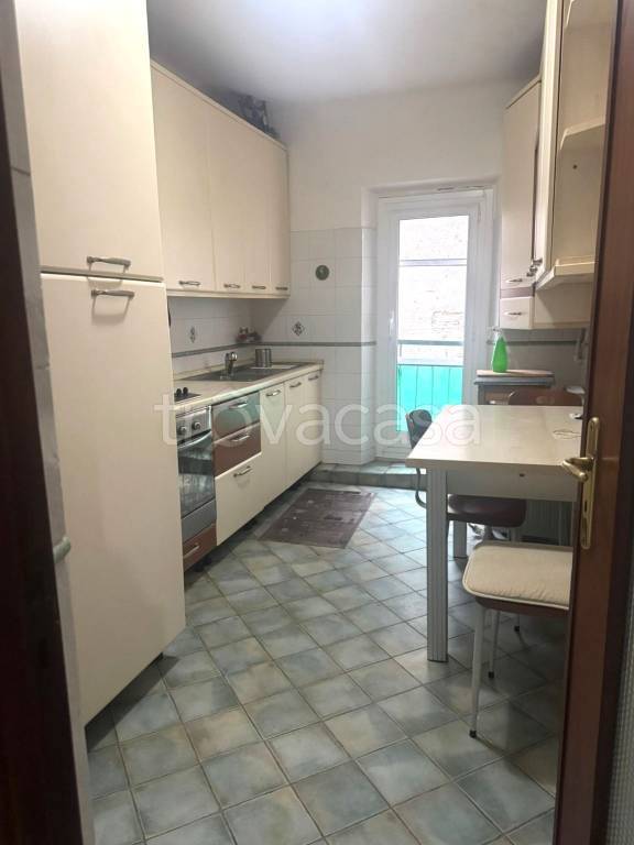 appartamento in vendita a Genova in zona Certosa