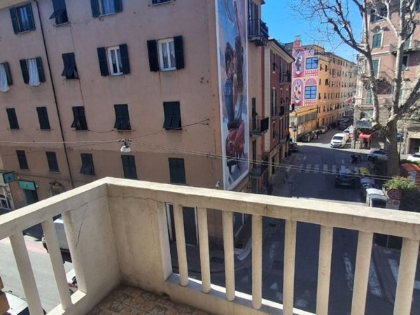 appartamento in vendita a Genova in zona Bolzaneto
