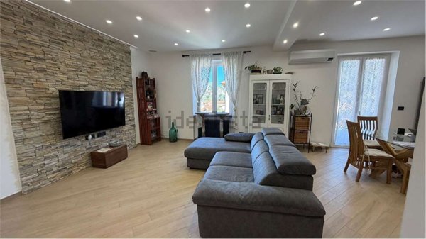 appartamento in vendita a Genova in zona Pontedecimo