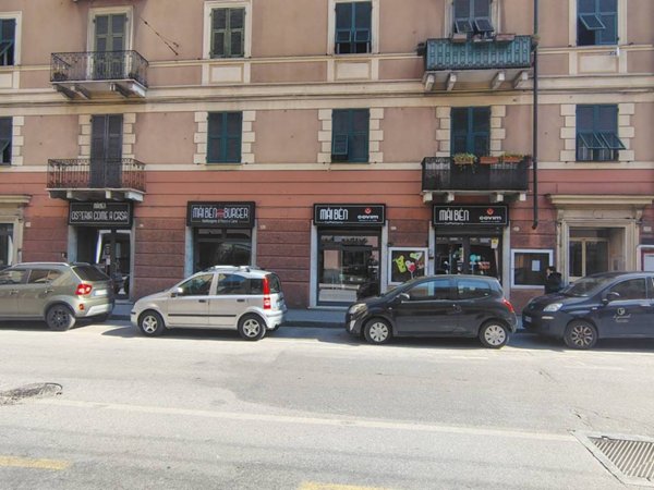 negozio in vendita a Genova in zona Certosa