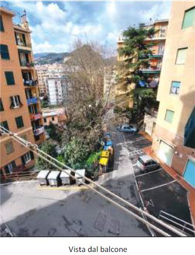 appartamento in vendita a Genova in zona Sestri Ponente