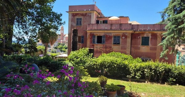 appartamento in vendita a Genova in zona Nervi