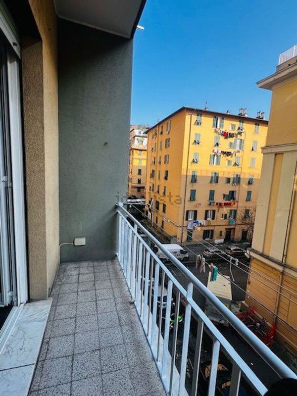 appartamento in vendita a Genova in zona Marassi