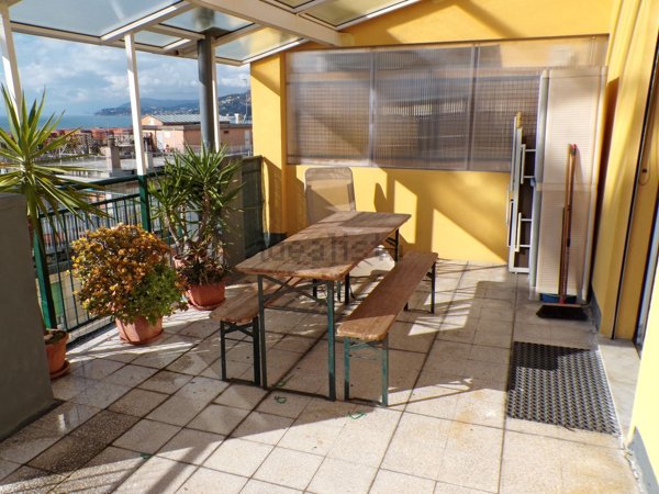 appartamento in vendita a Genova in zona Palmaro / Pra'
