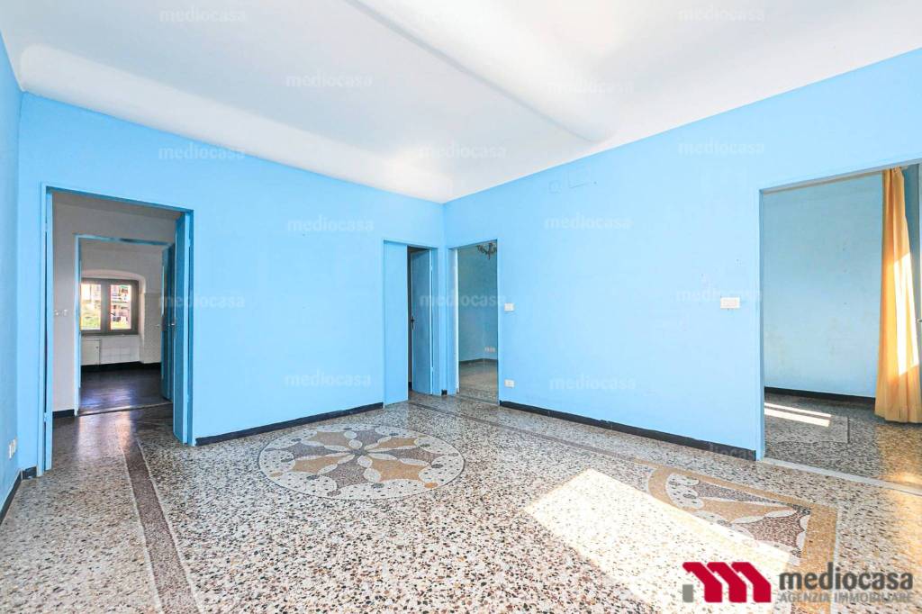 appartamento in vendita a Genova in zona Quinto al Mare
