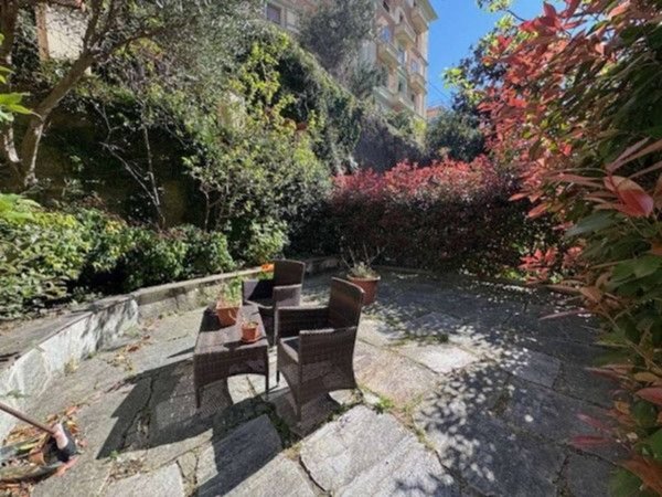 appartamento in vendita a Genova in zona Castelletto