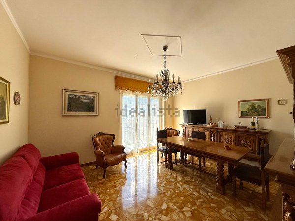 appartamento in vendita a Genova in zona Molassana