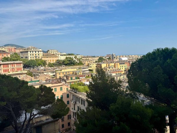 appartamento in vendita a Genova in zona Castelletto