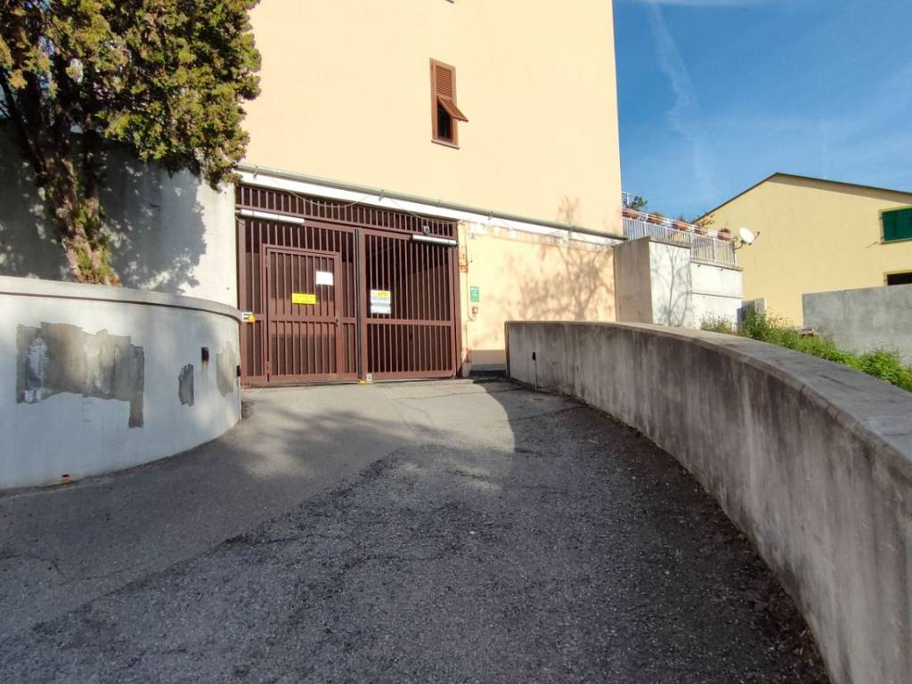 casa indipendente in vendita a Genova in zona Multedo