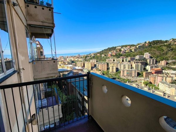 appartamento in vendita a Genova in zona Lagaccio / Granarolo