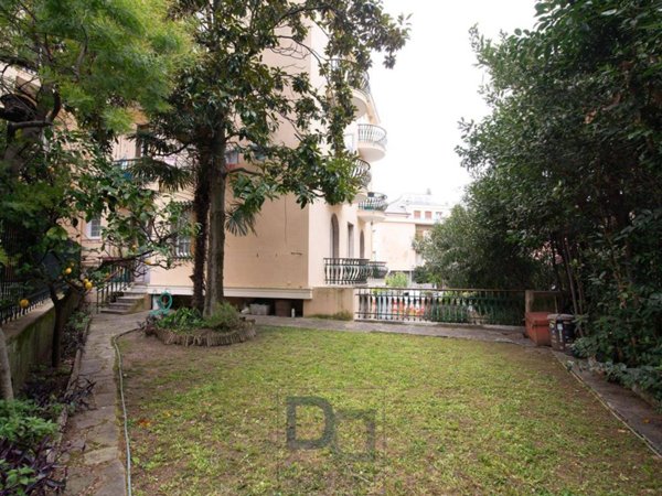 appartamento in vendita a Genova in zona Albaro