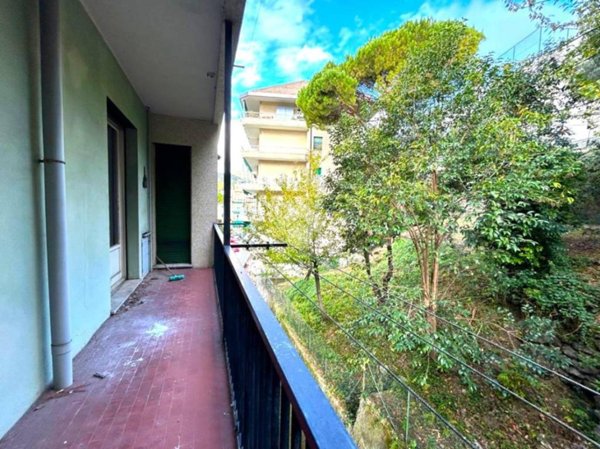 appartamento in vendita a Genova in zona Sturla