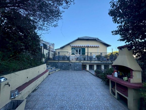 casa semindipendente in vendita a Genova in zona Cornigliano