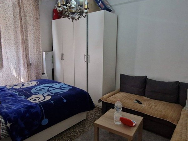 appartamento in vendita a Genova in zona Rivarolo