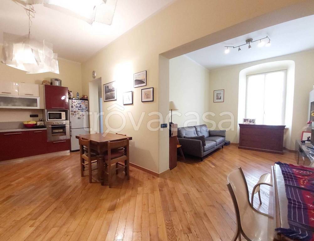 appartamento in vendita a Genova in zona Carignano