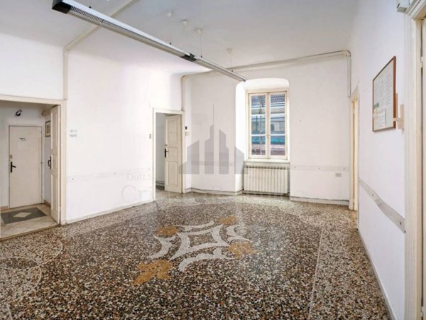 appartamento in vendita a Genova in zona Sestri Ponente