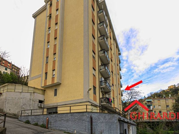 appartamento in vendita a Genova in zona Sestri Ponente
