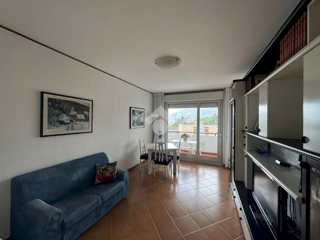 appartamento in vendita a Genova in zona Begato