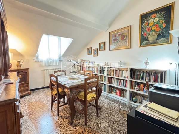 appartamento in vendita a Genova in zona Foce