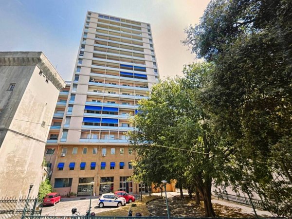 appartamento in vendita a Genova in zona Sampierdarena