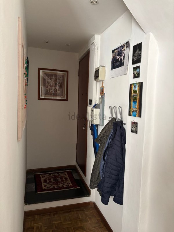 appartamento in vendita a Genova in zona Sottoripa / Maddalena / Molo