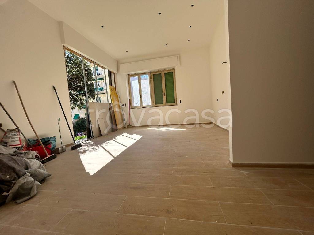 appartamento in vendita a Genova in zona Sturla