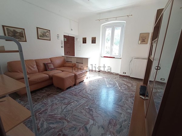 appartamento in vendita a Genova in zona Voltri