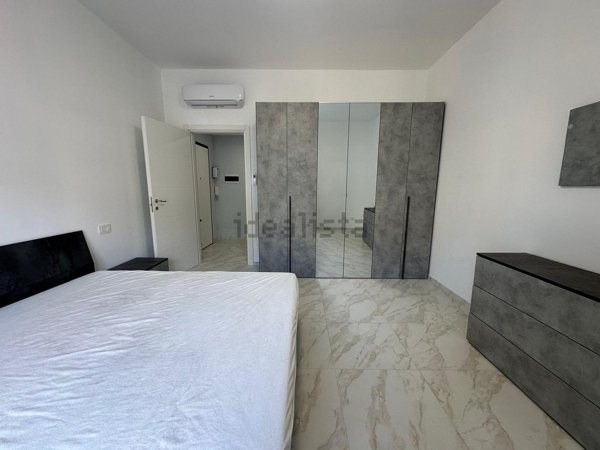 appartamento in vendita a Genova in zona Sestri Ponente