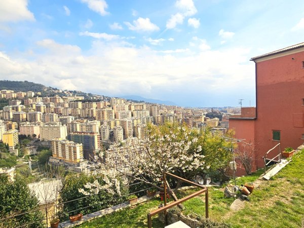 appartamento in vendita a Genova in zona Lagaccio / Granarolo